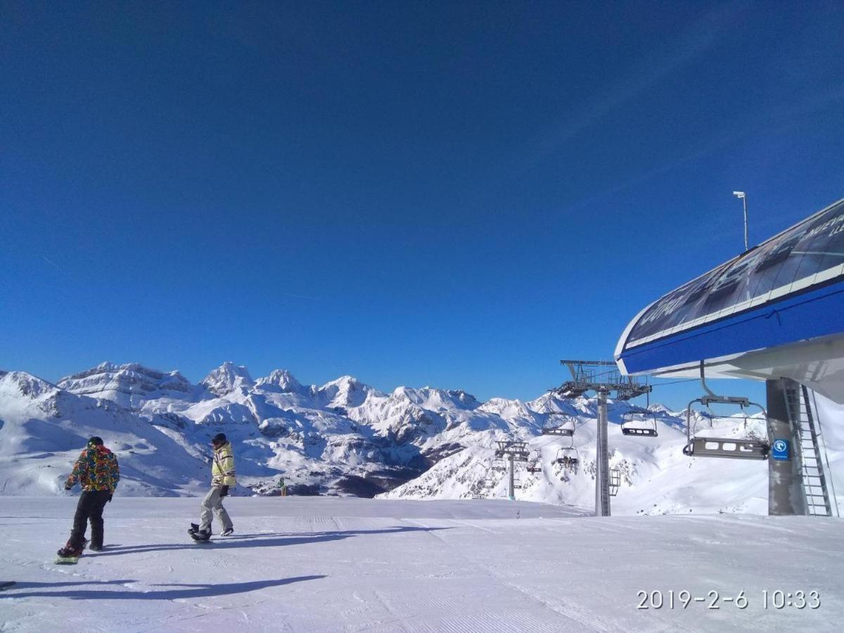 Acogedor Y Calido Apartamento Con Vistas A La Montana Canfranc Extérieur photo